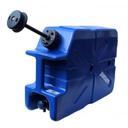 Carregar imagem no visualizador da galeria, Blue LifeSaver Jerrycan lying down with pump handle extended