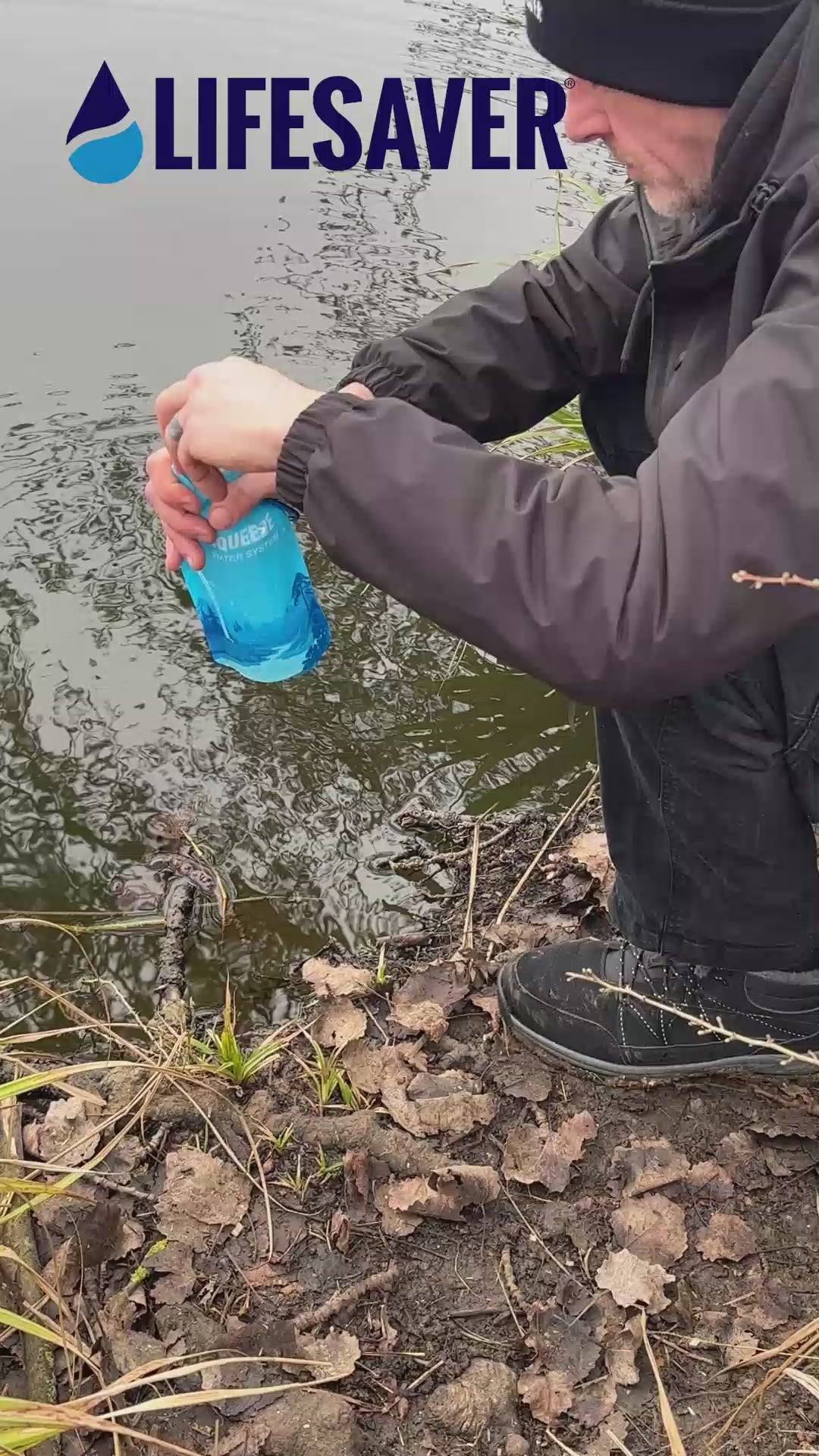 Video showing how the Lifeline Squeeze Pouch is used